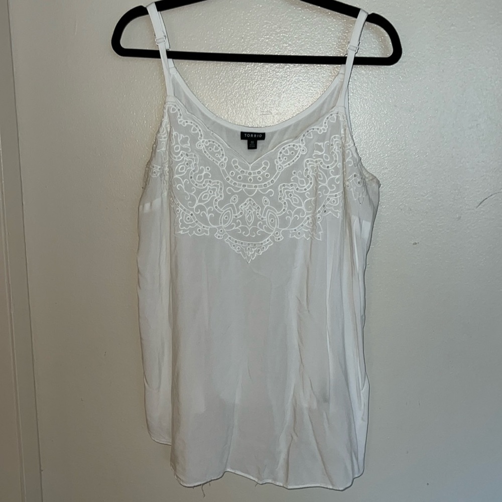 Torrid Embroidered Cami WHITE Size 00